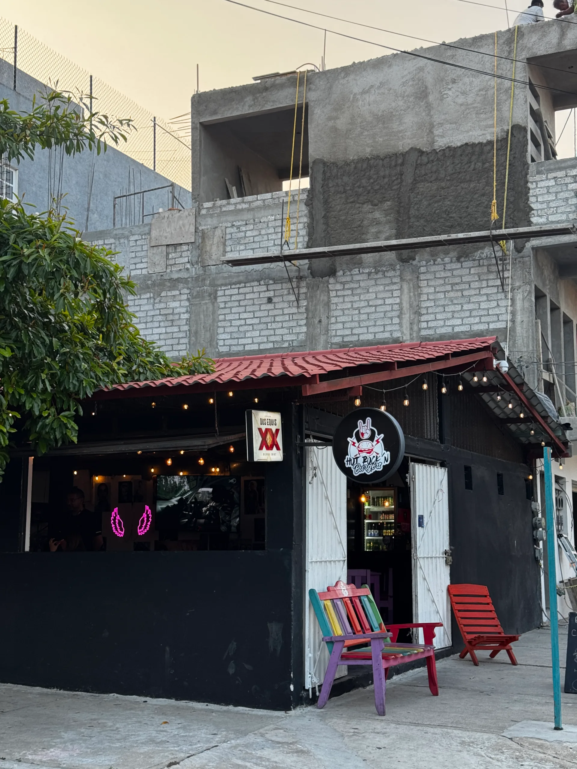 Hot Rock N Burgers